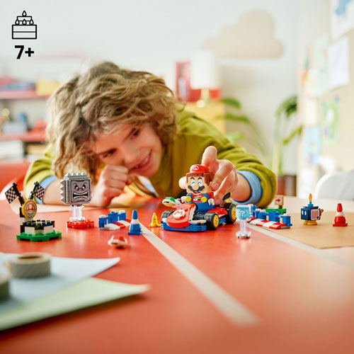 LEGO Super Mario : Mario Kart - LEGO Mario interactif et Kart standard - 278 pièces (72043)