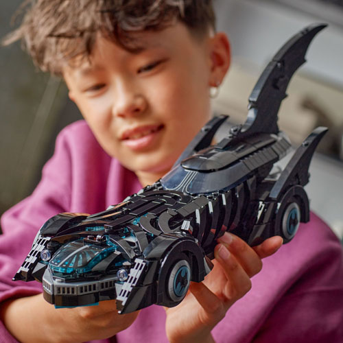 LEGO Batman: Batman Forever Batmobile - 909 Pieces