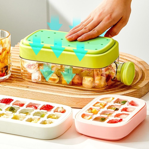 bouteille d'eau glacée 2-en-1 presse eau glaçons ice cube ice box de 500 ml, ce qui rend les activités d'extérieur portatives de grande valeur