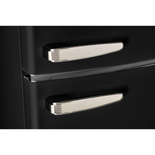 Unique Appliances Classic Retro 11 cu.ft. Top Freezer Refrigerator - Midnight Black