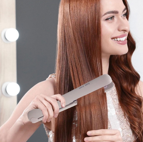 Mini fer plat, fer plat sans fil miniature, avec panneaux recouverts de céramique et 3 réglages de chaleur pour tous les types de cheveux