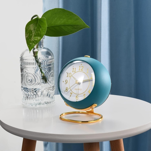 Nordic creative electronic table clock simple children's alarm clock new desktop bedside student silent luminous pointer clock - frosted green -
