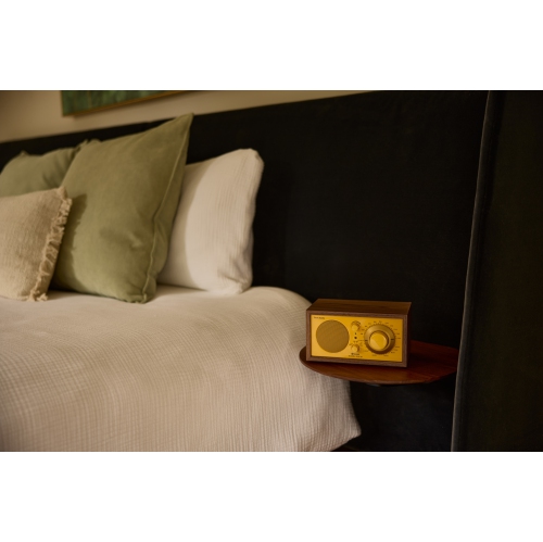 Radio AM/FM de table avec Bluetooth et entrée auxiliaire des années 70 Model One de Tivoli Audio - Orange doré