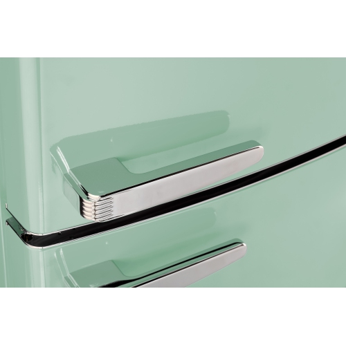 Réfrigérateur à congélateur inférieur rétro classique 16,7 pi³ d'Unique Appliances - Vert menthe estival, Energy Star