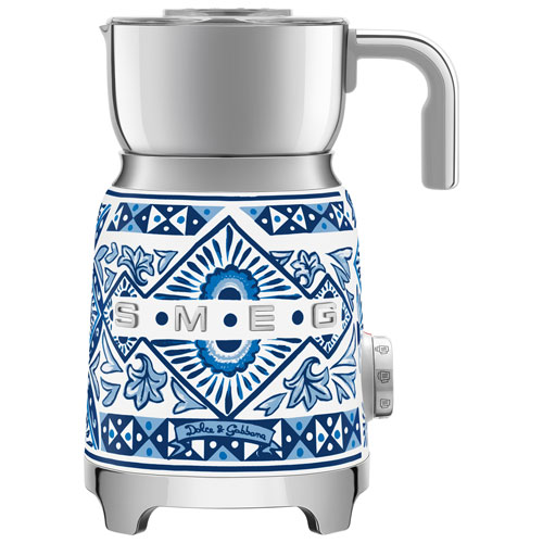 Moussoir à lait Dolce & Gabbana de Smeg - Collection Dolce & Gabbana - Bleu Méditerranée