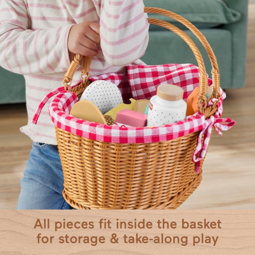 Fisher-Price Wood Pretend Play Toy Picnic Basket, 31-Piece Wooden Food Playset for Preschool Kids Ages 3+ Years