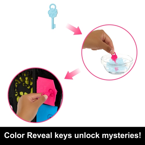 Monster High Skulltimate Secrets Neon Frights Doll & Accessories, Frankie Stein with Dress-Up Locker & 19+ Surprises