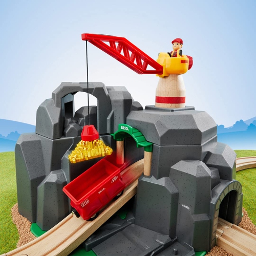 BRIO 63388900 World - 33889 Crane & Mountain Tunnel | 7 Piece Toy Train Accessory for Kids Ages 3 and Up