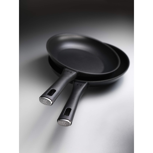 ZWILLING Marquina Plus 28 cm / 11 inch Aluminum Frying Pan