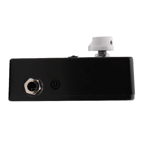 Portable guitar/bass headphone amplifier | AUX accompaniment input | Stereo output | Plug and play | Ultra-thin body