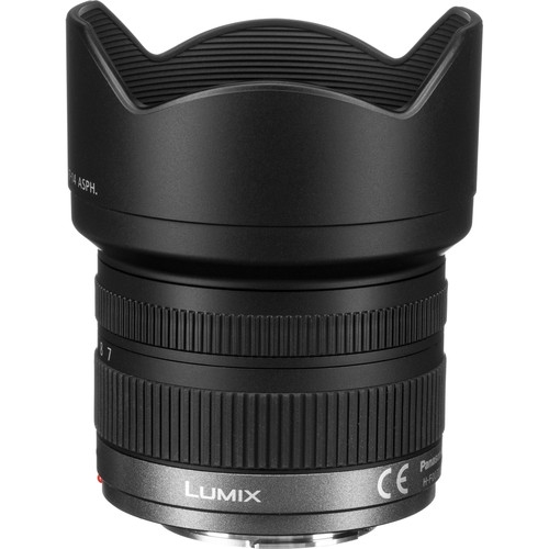 Panasonic Lumix G Vario 7-14mm f/4 ASPH. Lens with Bundle Kit Includes: Sandisk Extreme Pro 64GB SD Card + More