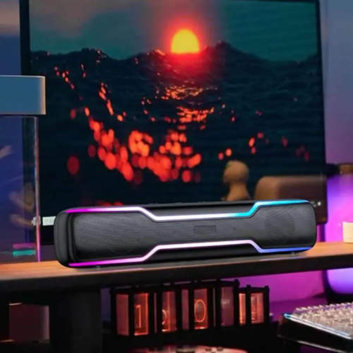 Desktop mobile phone computer wireless card U disk fantasy RGB light long strip Bluetooth speaker wireless bar home theater system Bluetooth speaker