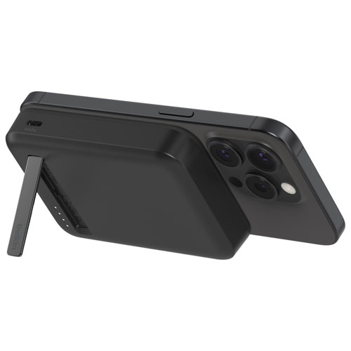 Chargeur portable magnétique de 8000 mAh BoostCharge Pro de Belkin avec chargeur Qi2 de 15 W et câble - Noir