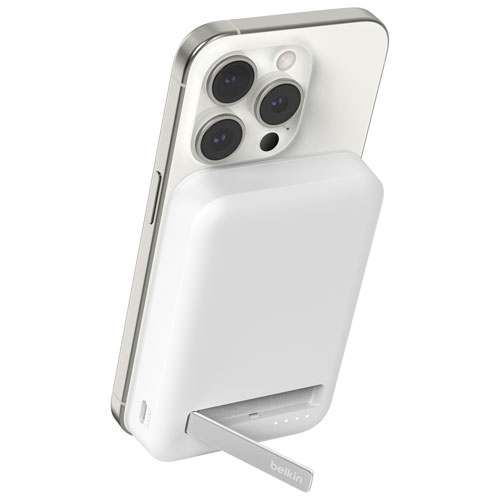 Belkin Boostcharge Pro 8000 mAh Power Bank with MagSafe - White