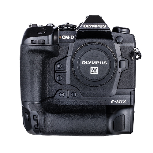 OM SYSTEM M.Zuiko Digital ED 12-40mm f/2.8 PRO II Lens Bundle