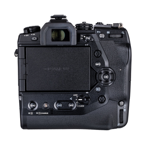 OM SYSTEM M.Zuiko Digital ED 12-40mm f/2.8 PRO II Lens Bundle