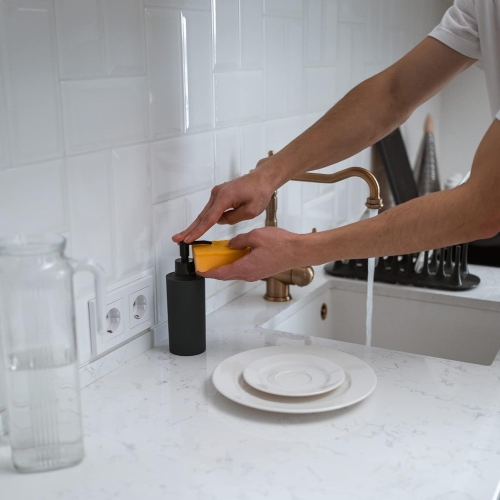 304 bouteille de lotion de savon à main en acier inoxydable avec distributeur de savon mural à pression - noir