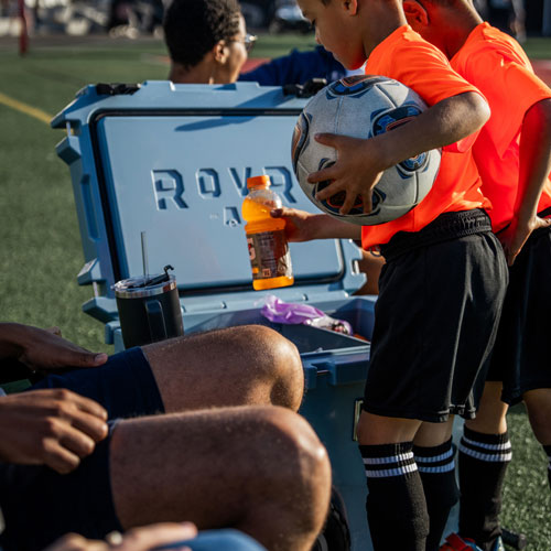 Glacière à parois rigides sur roues de 56,8 L avec poignée RollR de RovR - Pacifique Sud