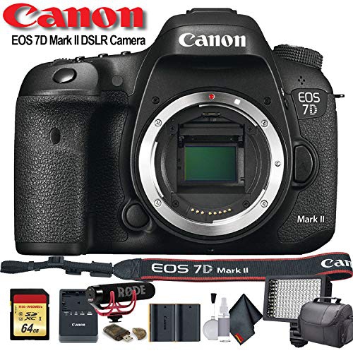 Appareil photo reflex numérique EOS 7D Mark II de Canon (9128B002) avec sac, batterie supplémentaire, lumière LED, micro, filtres et plus encore