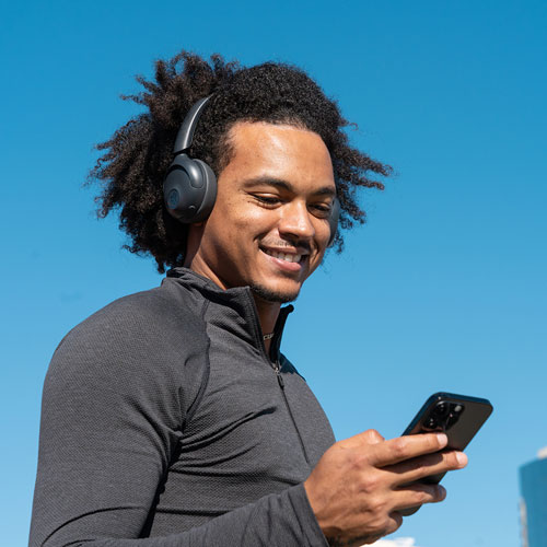 Casque d'écoute 100 % sans fil à suppression du bruit Go LUX de JLab - Graphite