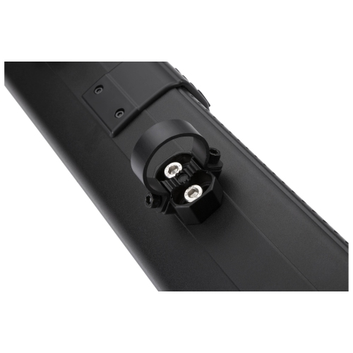 Kicker 47KPB2 Amplified 10-speaker sound bar with built-in Bluetooth