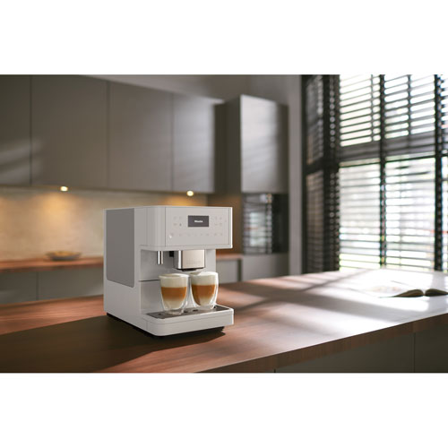 Machine à café et à espresso de comptoir CM 6160 Milk Perfection de Miele - Blanc lotus