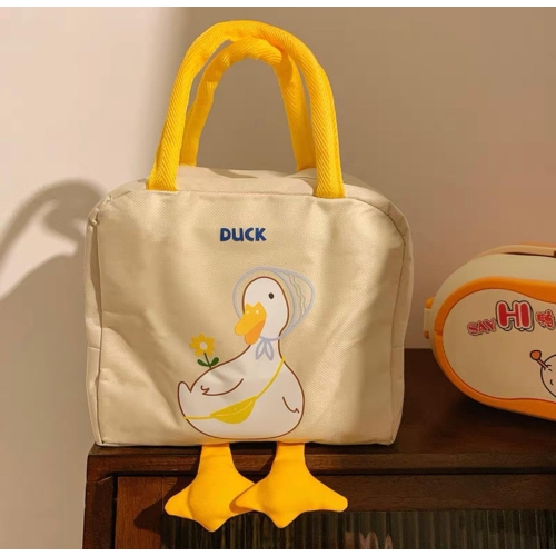 Lunch cooler bag for adults and children with cute cartoon appearance