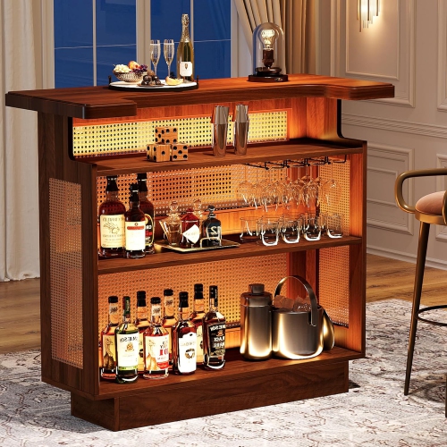 Meuble de bar en rotin de Tribesigns, table de bar à 4 niveaux Farmhouse avec 4 supports de verres à pied et base surélevée