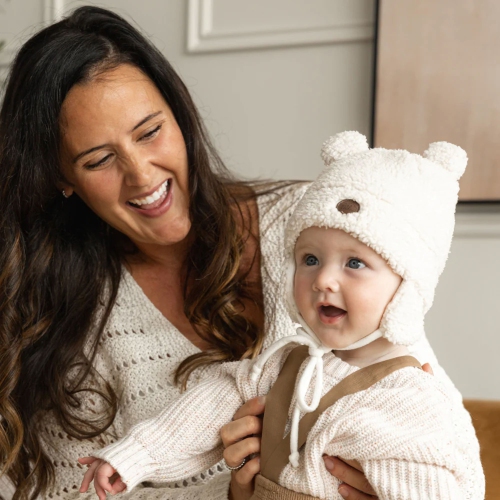 Petit Coulou – Chapeau d'hiver Sherpa pour bébé ours en peluche