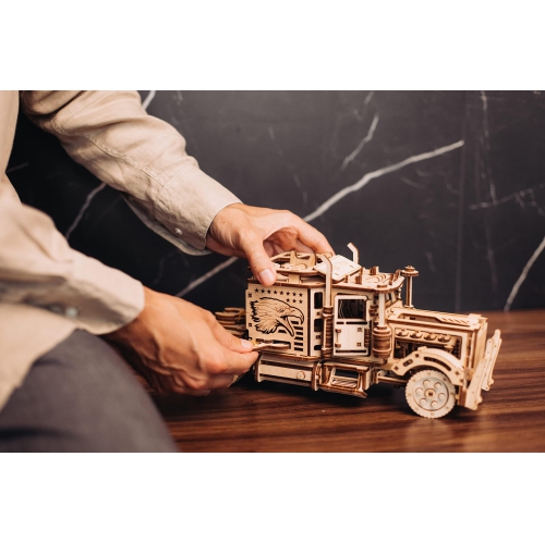 Wood Trick Big Rig Mechanical Toy Truck - 14x6? - Powerful Rubber Band Motor - Realistic Semi Truck Wooden Model Kit for