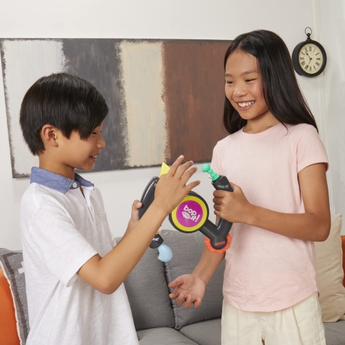 Bop It! Extreme Electronic Game for 1 or More Players, Fun Party Game for Kids Ages 8+, 4 Modes Including One-On-One Mod