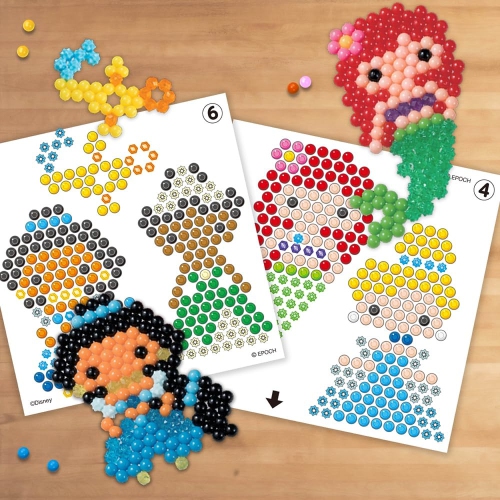 Aquabeads Disney Princess Creation Cube, Complete Arts & Crafts Bead Kit for Children - Over 2,500 Beads & Display Stand
