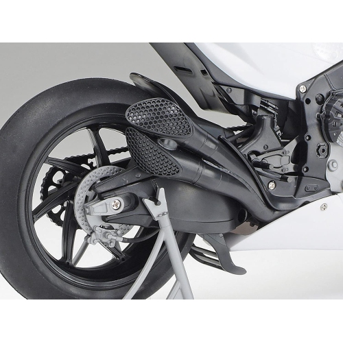 TAMIYA Vehicle 14139 1:12 Team Suzuki ECSTAR GSX-RR 2020 Faithful Replica Plastic Kit, Crafts, Model Kit, Assembly, Unpa