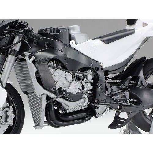 TAMIYA Vehicle 14139 1:12 Team Suzuki ECSTAR GSX-RR 2020 Faithful Replica Plastic Kit, Crafts, Model Kit, Assembly, Unpa