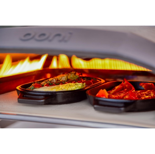 Ooni Cast Iron Sizzler Plate - Sizzler Cast Iron Pan - Cast Iron Cookware with Removable Handle - Cast Iron Griddle - Pr