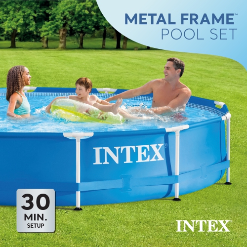 Piscine hors terre à cadre en métal de 12 x 2,5 pi d'Intex avec filtre et accessoires