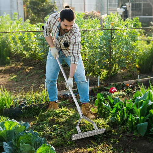 Gymax 70'' Garden Thatch Rake w/ Long Handle & 19 Curved Tines