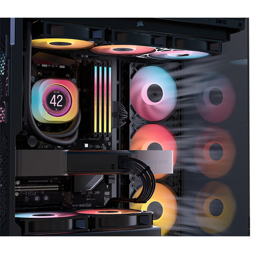 Ensemble de trois ventilateurs RVB adressable à modulation d'impulsion de 120 mm avec boîtier inversé RS120-R de Corsair - Noir