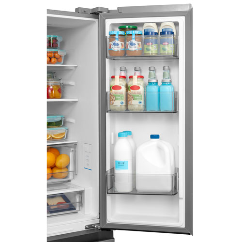 Réfrigérateur à deux portes de 22,6 pi³ 33 po avec distributeur de glaçons de Midea - Inox