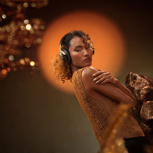 Casque d'écoute Bluetooth à suppression du bruit QuietComfort Ultra (2e génération) de Bose - Doré désert