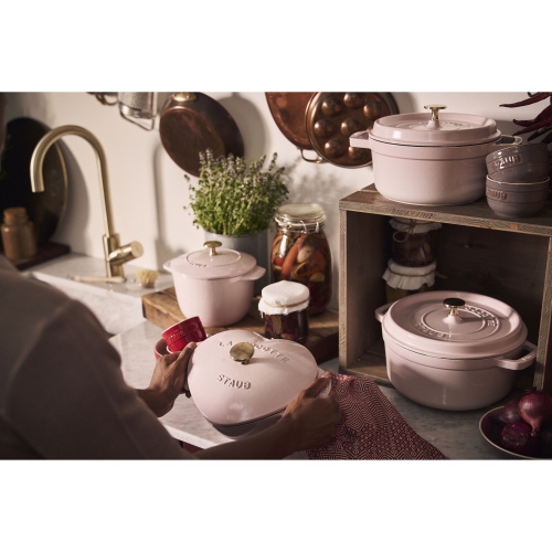 STAUB La Cocotte 1.75 L Cast Iron Heart Cocotte, Sorbet Rose