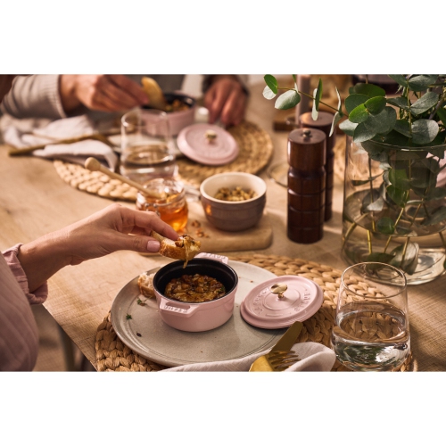 STAUB La Cocotte 250 ml Cast Iron Round Mini Cocotte, Sorbet Rose