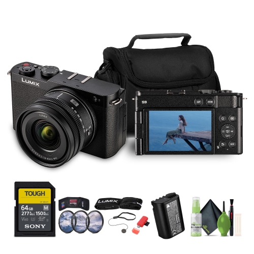 Appareil photo Lumix S9Camera de Panasonic avec objectif 18-40&nbsp;mm f/4,5-6,3, carte mémoire 64&nbsp;Go