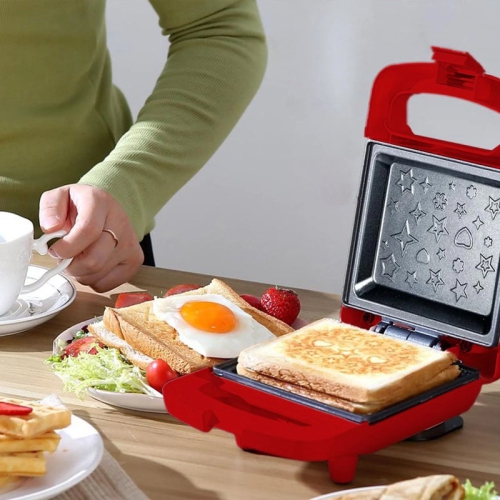 Multifunctional breakfast machine - bread maker, toaster and sandwich maker, double heating