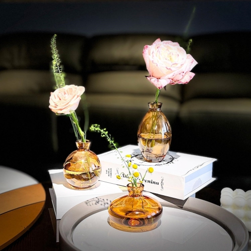 NIERBO 28 Pieces Mini Bud Vases Wedding Centerpieces for Tables, Amber Bud Vases for Flowers,Small Flower Vases for Birthday Party, Anniversary,