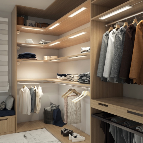 Maestro under cabinet hardwire and plug in 3CCT