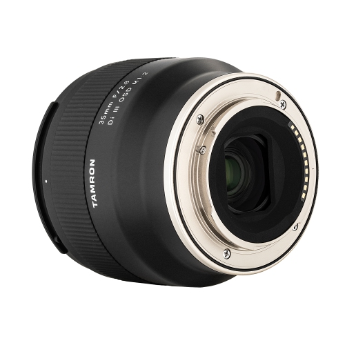 Objectif Di III OSD M 1:2 35&nbsp;mm f/2,8 de Tamron à monture E de Sony – Prime plein format, macro 1:2 et plus encore