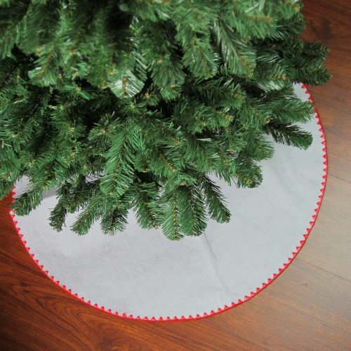 26" White and Red Shell Stitching Mini Christmas Tree Skirt