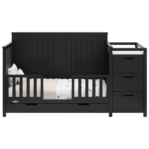 Graco Hadley 5-In-1 Convertible Crib and 3-Drawer Changer - Black