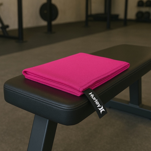 Hurley Candy Pop 12X19.5 Solid Microfiber Towel And Case